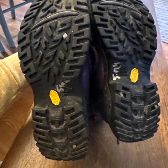 Child UGG winter boots - Picture 4 of 5